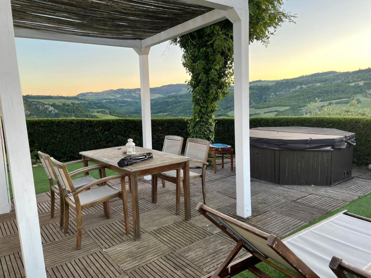 Villa Tamara Country & Spa Suites Montefiore Conca Exterior foto